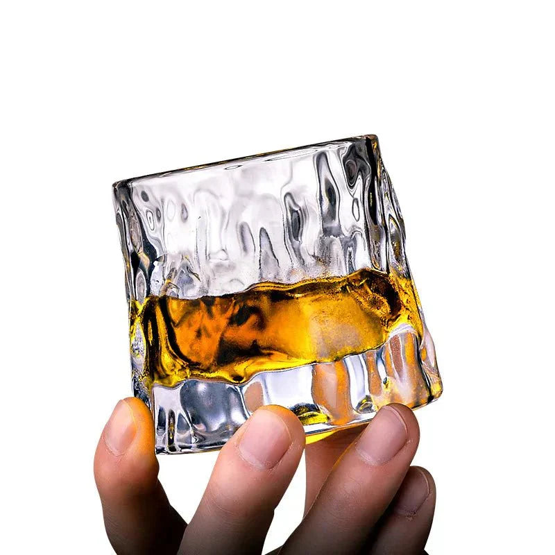 Vivolux | Strukturiertes Whiskyglas mit Welleneffekt