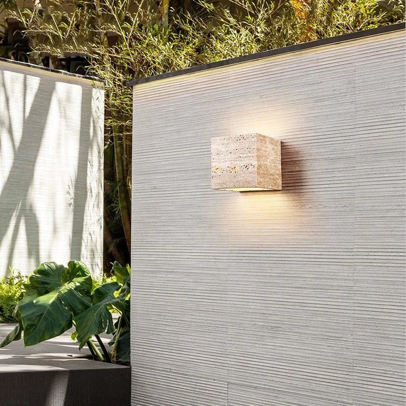 Vivolux | Wandleuchte aus Travertin für eine warme und elegante Atmosphäre