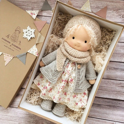 Vivolux | Süße handgemachte Waldorfpuppe