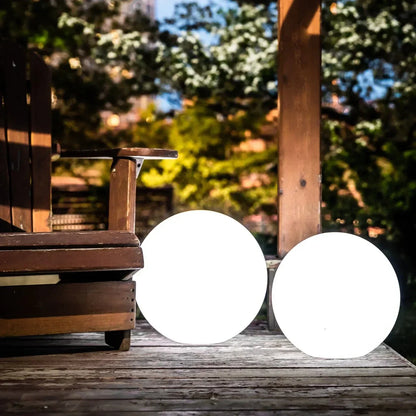 Vivolux | Outdoor Globe Light - Kabellos, Wetterfest, 16 Farben LED Kugelleuchte