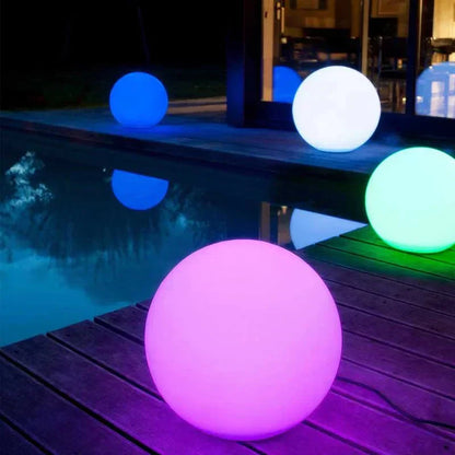 Vivolux | Outdoor Globe Light - Kabellos, Wetterfest, 16 Farben LED Kugelleuchte