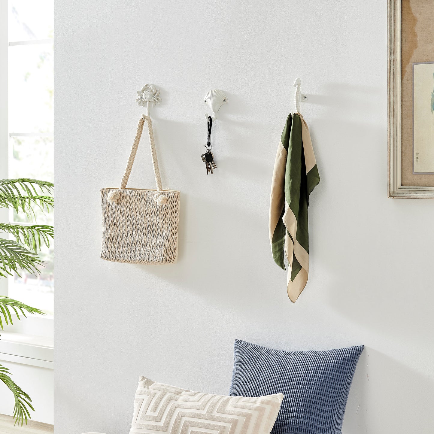 Vivolux | Weißer Gusseisen Nautical Ocean Figur Skulptur Dekorative Utility Wandhaken Set von 3 - Muschel, Krebs, Seepferdchen