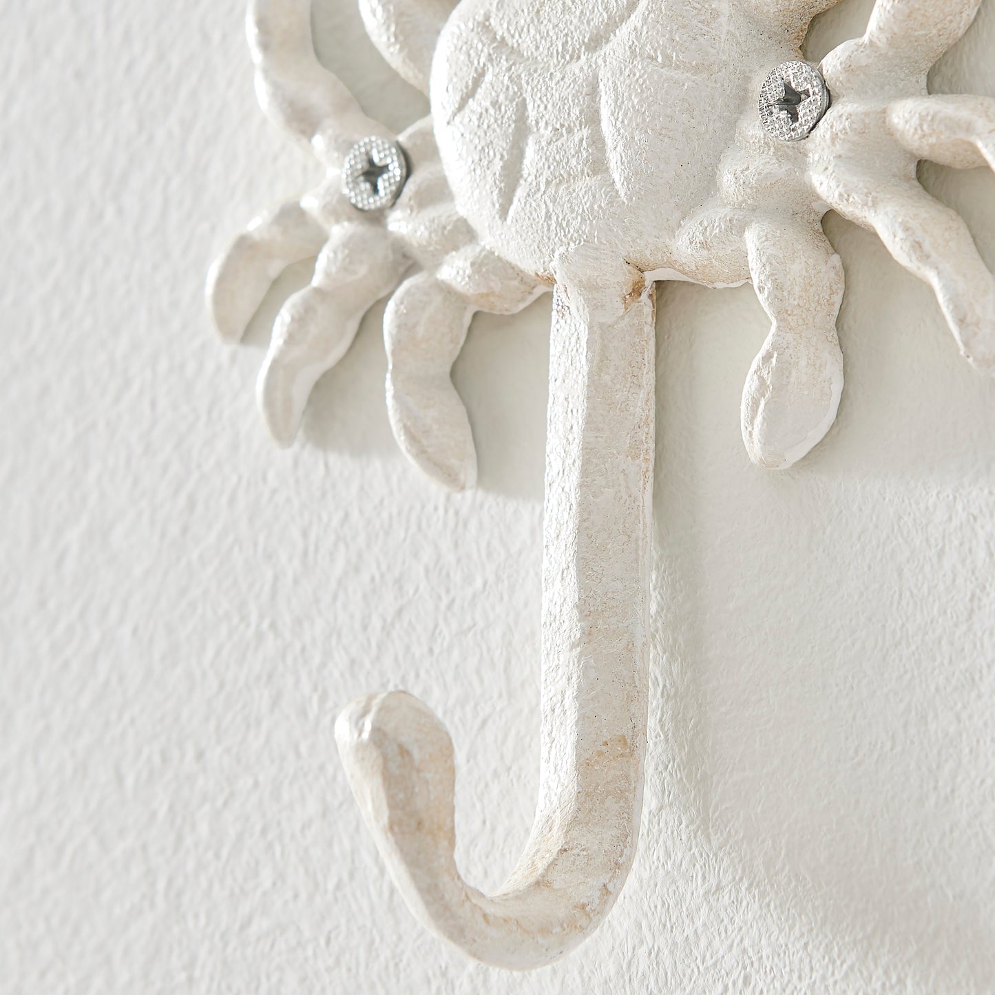 Vivolux | Weißer Gusseisen Nautical Ocean Figur Skulptur Dekorative Utility Wandhaken Set von 3 - Muschel, Krebs, Seepferdchen